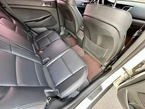 Foto 16 e Hyundai Tucson 2.0d