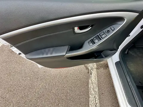 Foto 18 e Hyundai I30 1.6d