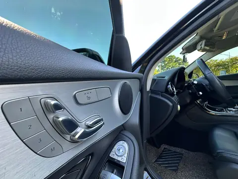 Foto 10 e Mercedes-Benz GLC220 d 4Matic