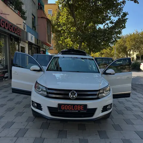 Foto 6 e Volkswagen Tiguan 2.0 TDI Blue Motion