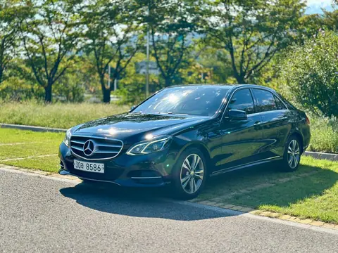 Mercedes-Benz E220 CDI