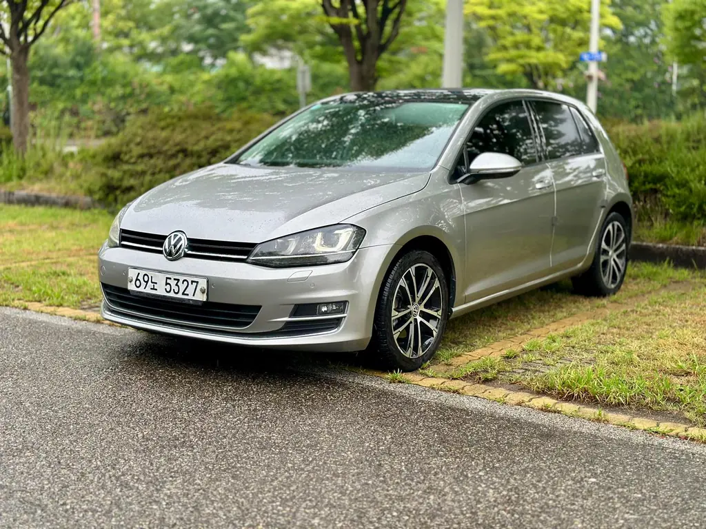 Volkswagen Golf VII 2.0 TDI - foto 1