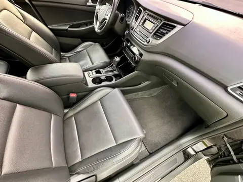 Foto 10 e Hyundai Tucson 2.0 d