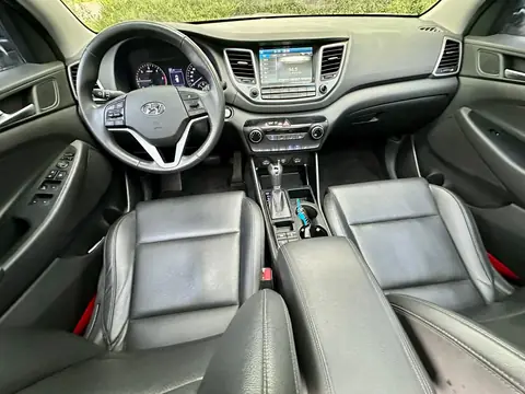 Foto 7 e Hyundai Tucson 1.7d