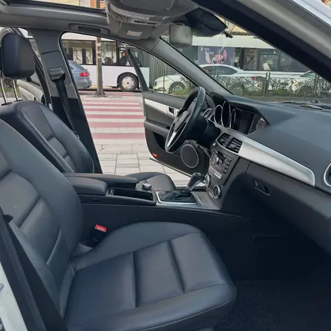 Foto 8 e Mercedes-Benz C220 CDI