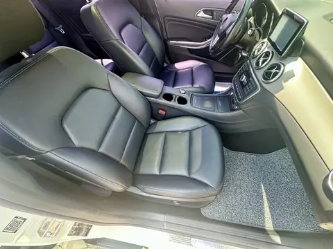 Foto 12 e Mercedes-Benz GLA200 CDI 4Matic