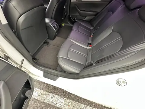 Foto 15 e Hyundai Sonata 2.0 LPG