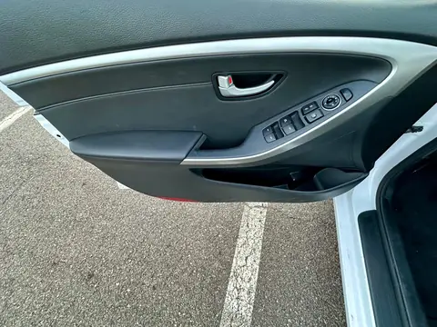 Foto 18 e Hyundai I30 1.6d