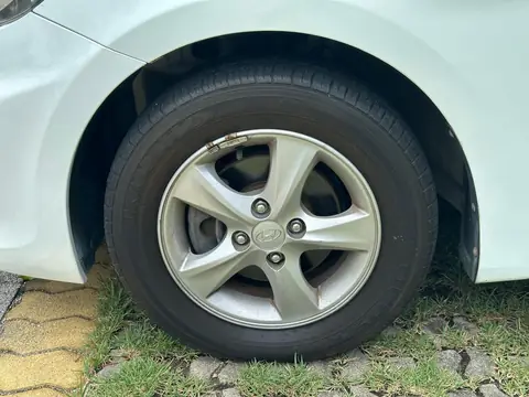 Foto 20 e Hyundai Accent 1.6d