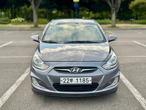 Foto 2 e Hyundai Accent 1.6d