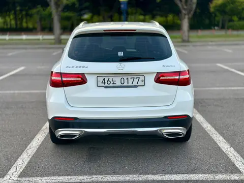 Foto 5 e Mercedes-Benz GLC220 d 4Matic