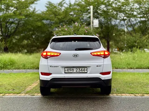 Foto 6 e Hyundai Tucson 1.7d