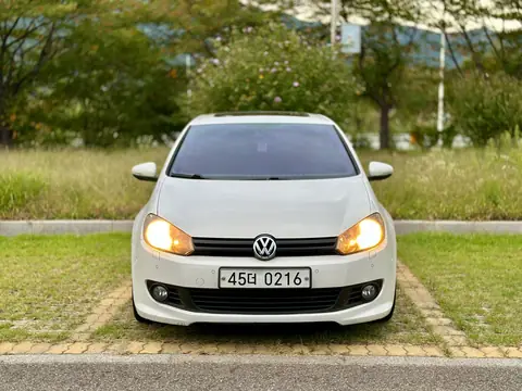 Foto 2 e Volkswagen Golf VI 2.0 TDI R-Line