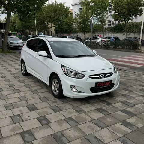 Foto 2 e Hyundai Accent 1.6d