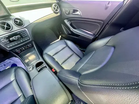 Foto 15 e Mercedes-Benz GLA200 CDI 4Matic