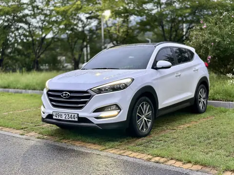 Foto 1 e Hyundai Tucson 1.7d