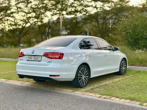 Foto 4 e Volkswagen Jetta 2.0 TDI