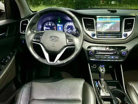 Foto 9 e Hyundai Tucson 1.7d