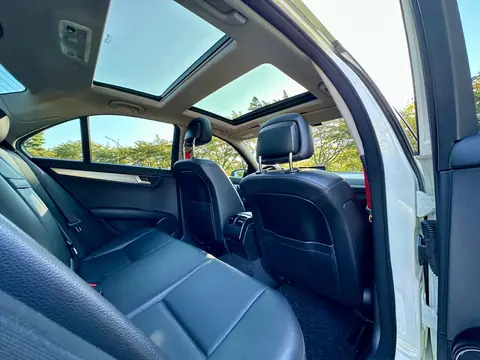 Foto 17 e Mercedes-Benz C220 CDI