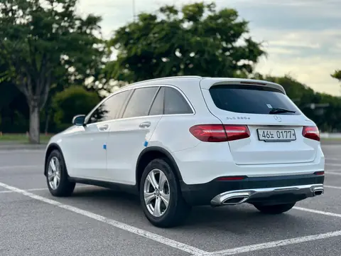Foto 6 e Mercedes-Benz GLC220 d 4Matic