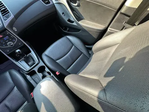 Foto 10 e Hyundai Avante 1.6 LPG