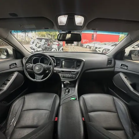 Foto 4 e Kia K5 2.0 LPG