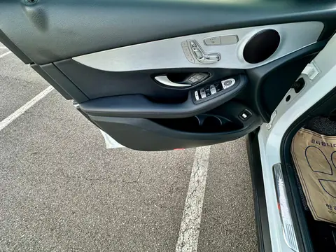 Foto 15 e Mercedes-Benz GLC220 d 4Matic