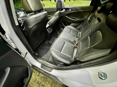 Foto 11 e Hyundai Tucson 1.7d