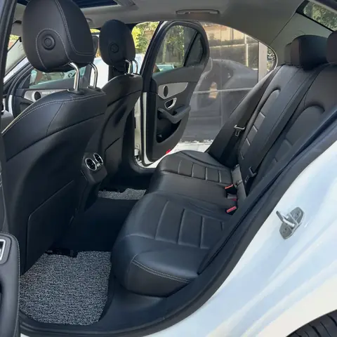 Foto 7 e Mercedes-Benz C220