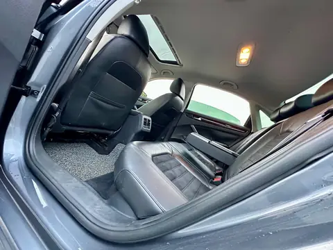 Foto 16 e Volkswagen Passat 2.0 TDI