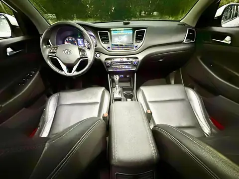 Foto 7 e Hyundai Tucson 1.7d