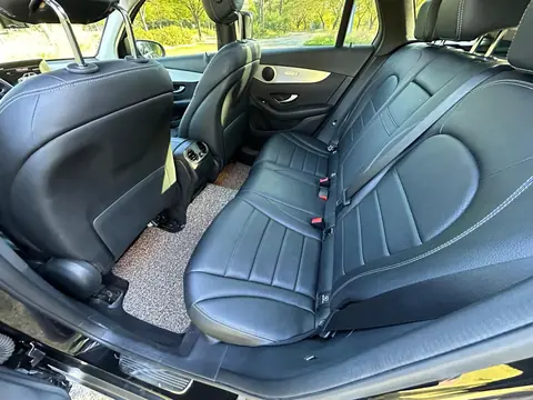 Foto 15 e Mercedes-Benz GLC220 d 4Matic