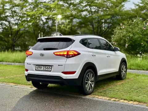 Foto 4 e Hyundai Tucson 1.7d