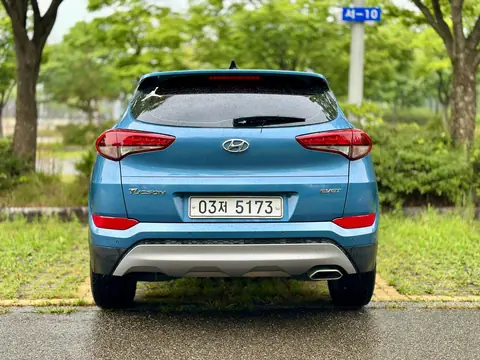 Foto 5 e Hyundai Tucson 1.7d