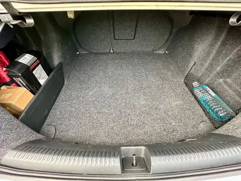 Foto 18 e Volkswagen Jetta 2.0 TDI
