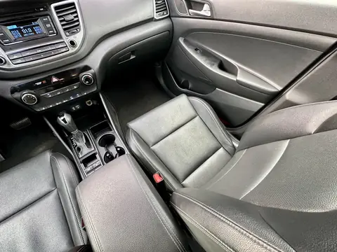 Foto 15 e Hyundai Tucson 2.0 d