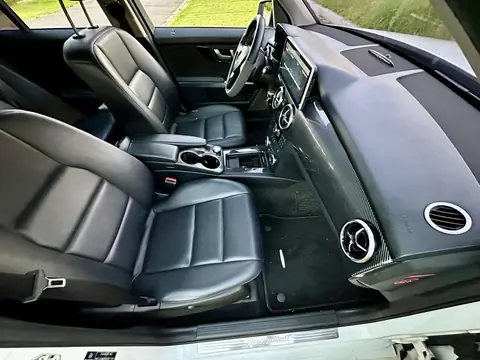 Foto 15 e Mercedes-Benz GLK220 CDI 4Matic