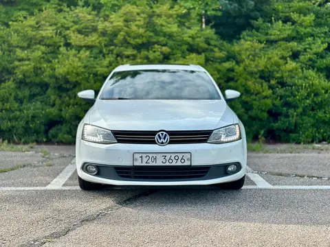 Foto 2 e Volkswagen Jetta 2.0 TDI