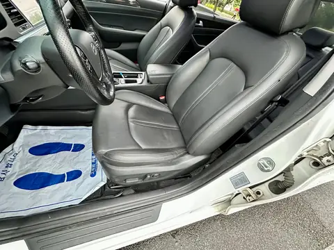 Foto 10 e Hyundai Sonata 1.7 d