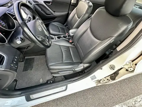 Foto 12 e Hyundai Avante 1.6d