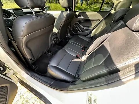 Foto 13 e Mercedes-Benz GLA 200 CDI
