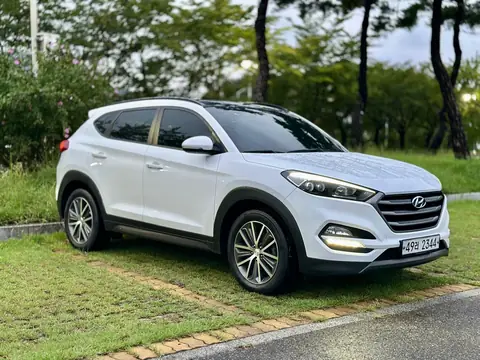 Foto 3 e Hyundai Tucson 1.7d