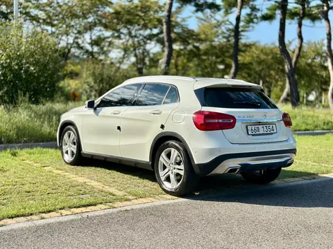 Foto 6 e Mercedes-Benz GLA 200 CDI
