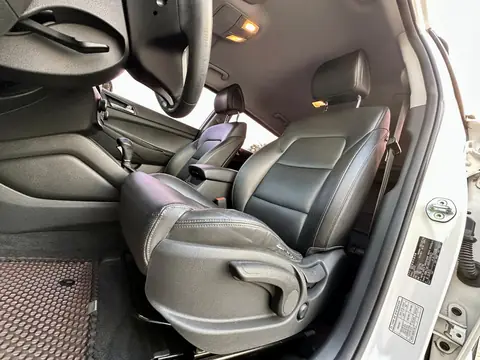 Foto 10 e Hyundai Tucson 2.0d