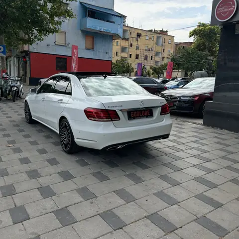 Foto 6 e Mercedes-Benz E250 CDI 4 Matic