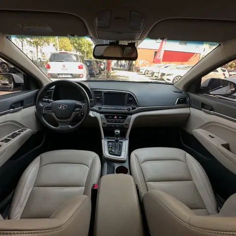 Foto 5 e Hyundai Avante 1.6d