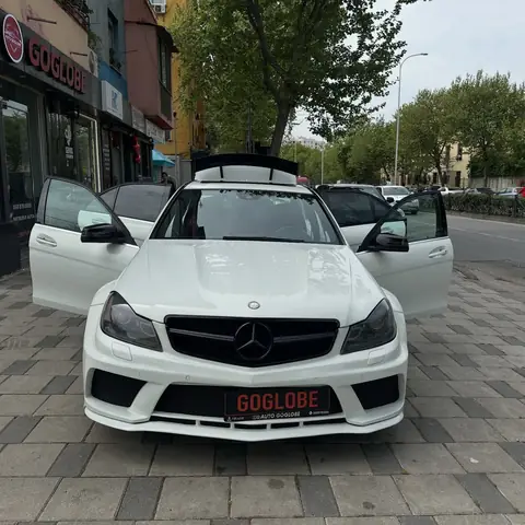 Foto 5 e Mercedes-Benz C63 AMG