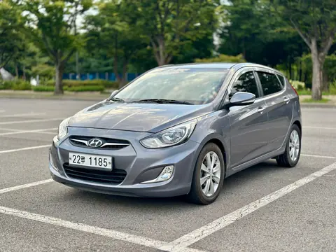 Foto 1 e Hyundai Accent 1.6d