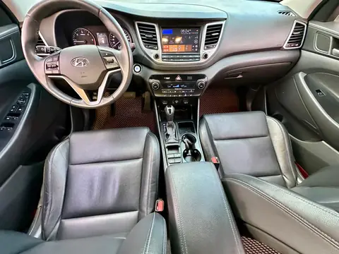 Foto 7 e Hyundai Tucson 2.0d