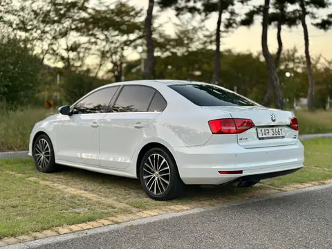 Foto 6 e Volkswagen Jetta 2.0 TDI